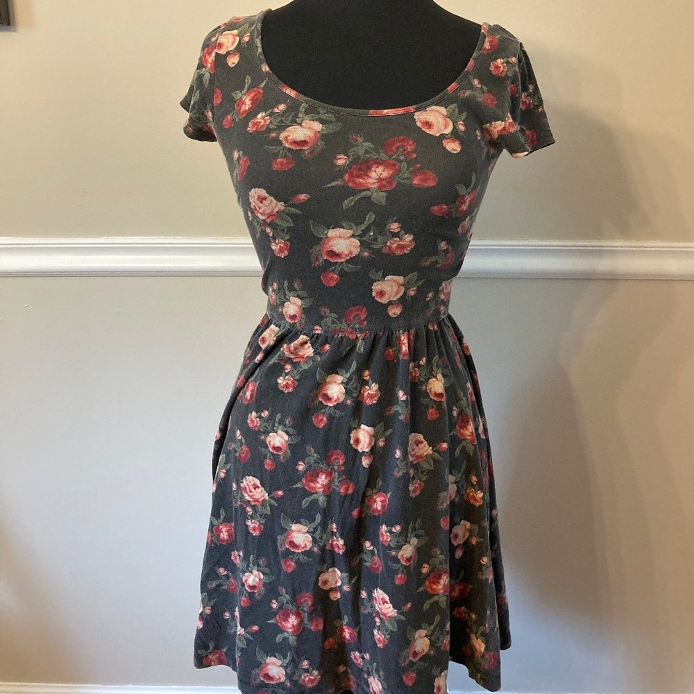 Mossimo Supply Co. Grey Fit & Flare Dress